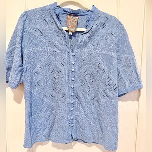 🔥 NWT Johnny Was Light Blue Embroidered Blouse size Small